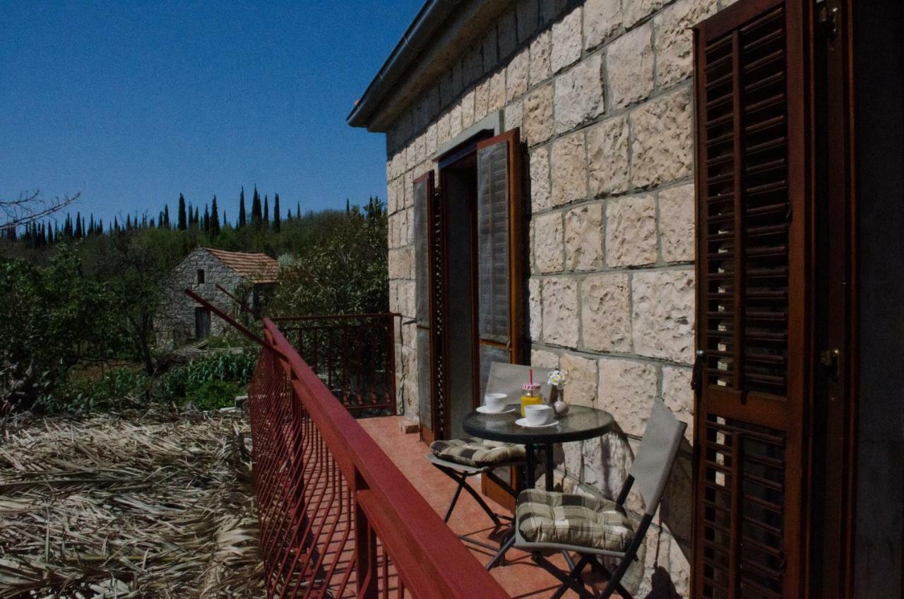 Apartment A&T Countryside Čilipi エクステリア 写真